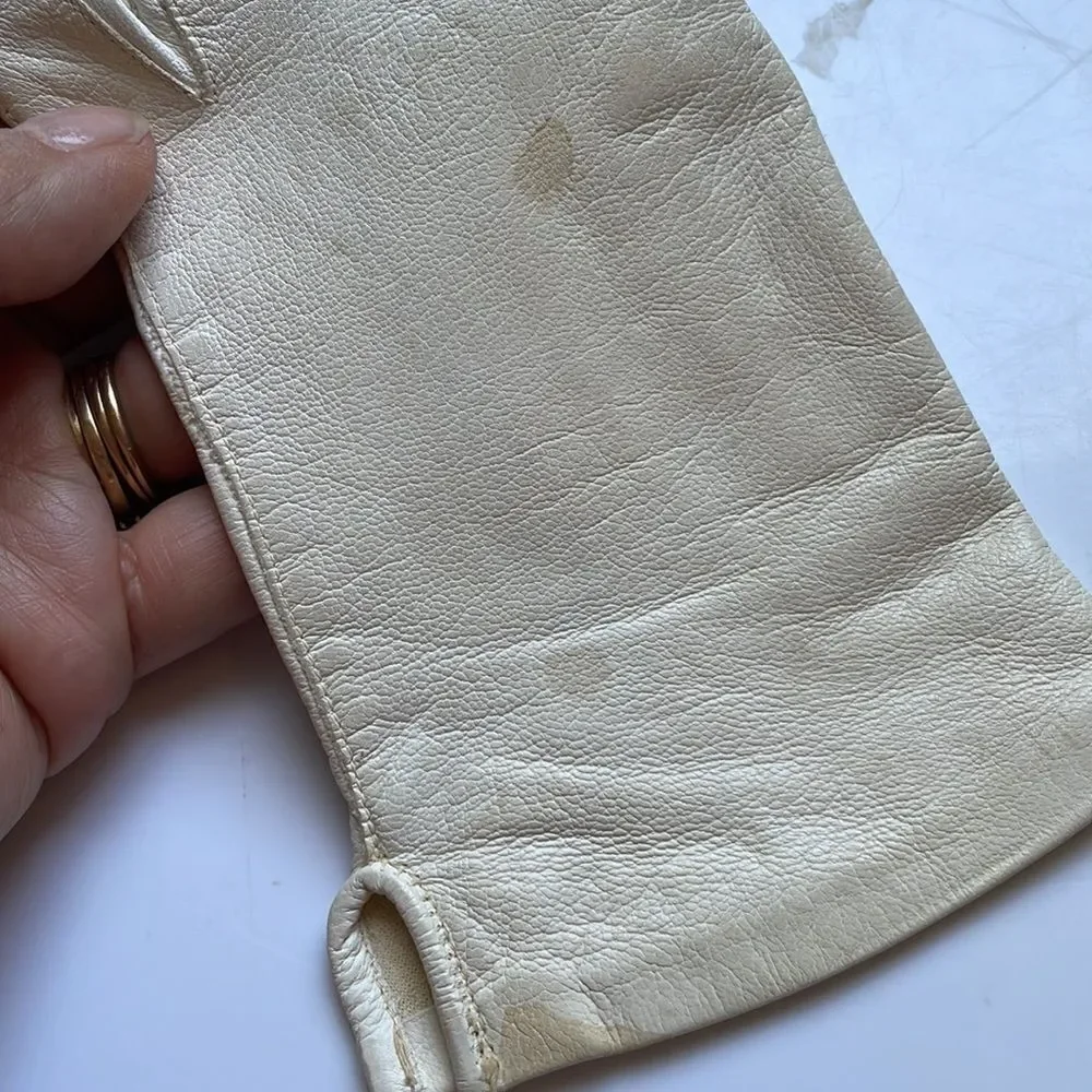 Vintage 50s/60s‎ size 6 off white leather gloves